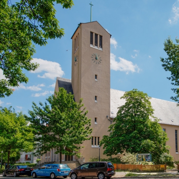 (Berlin) Martin-Luther-Kirche