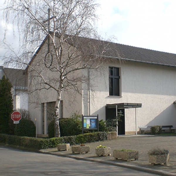 (Bornheim Hersel) Dreieinigkeitskirche