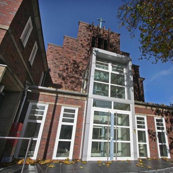 (Düsseldorf Heerdt) Paul-Gerhardt-Haus