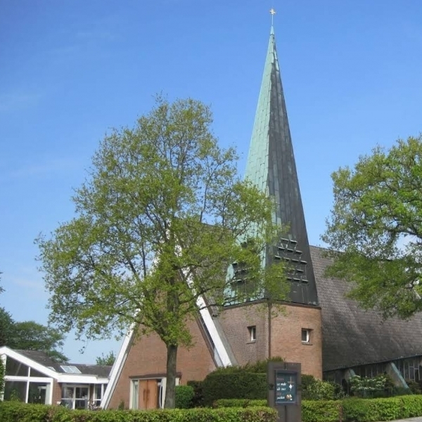 (Henstedt-Ulzburg) Kreuzkirche