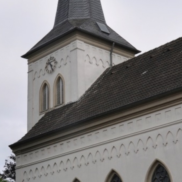 (Lüdinghausen) Kirche an der Burg