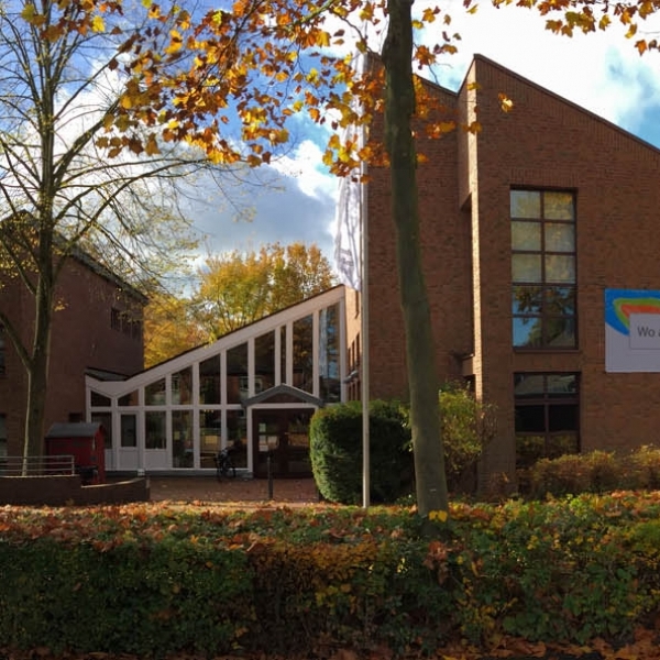 (Meerbusch Strümp) Versöhnungskirche