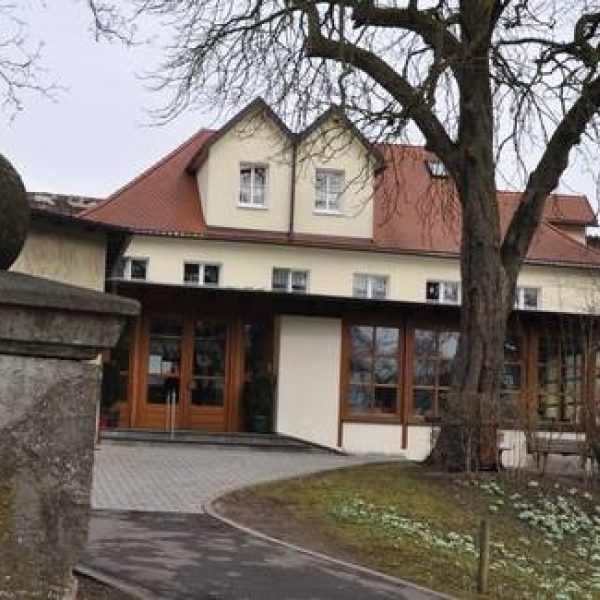 (Memmingen) Die Apis - Gemeinschaft Memmingen