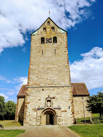 (Paderborn Neuenbeken) St. Marien