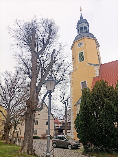 (Radeburg) Hl. Kreuz
