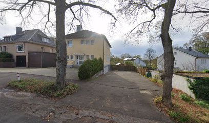 (Remscheid-Lennep) Christen an der Knusthöhe