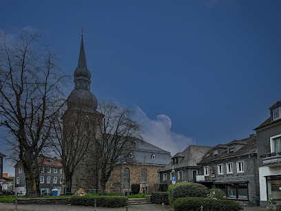(Sprockhövel) Zwiebelturmkirche